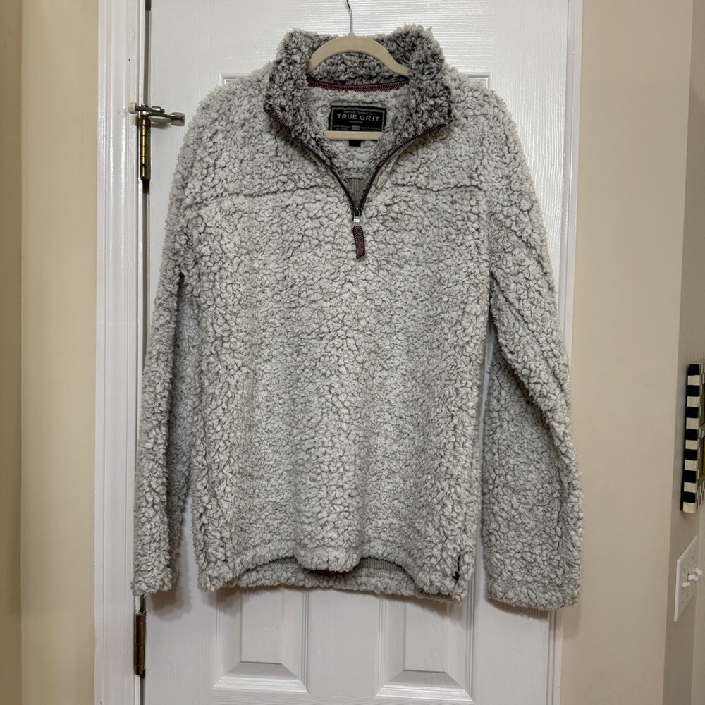True Grit Women's Gray Sherpa V-Neck Sweater